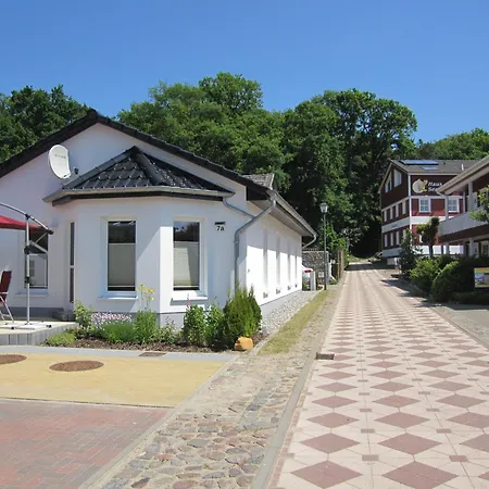 Apartment Haus Andra Mit Den Seepferdchen 1 Und 2 Koserow